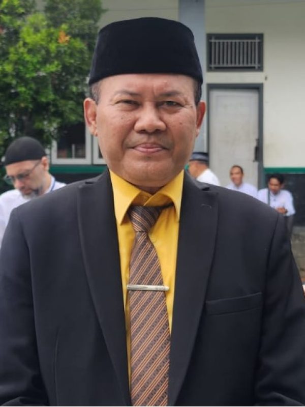 kepala sekolah smp